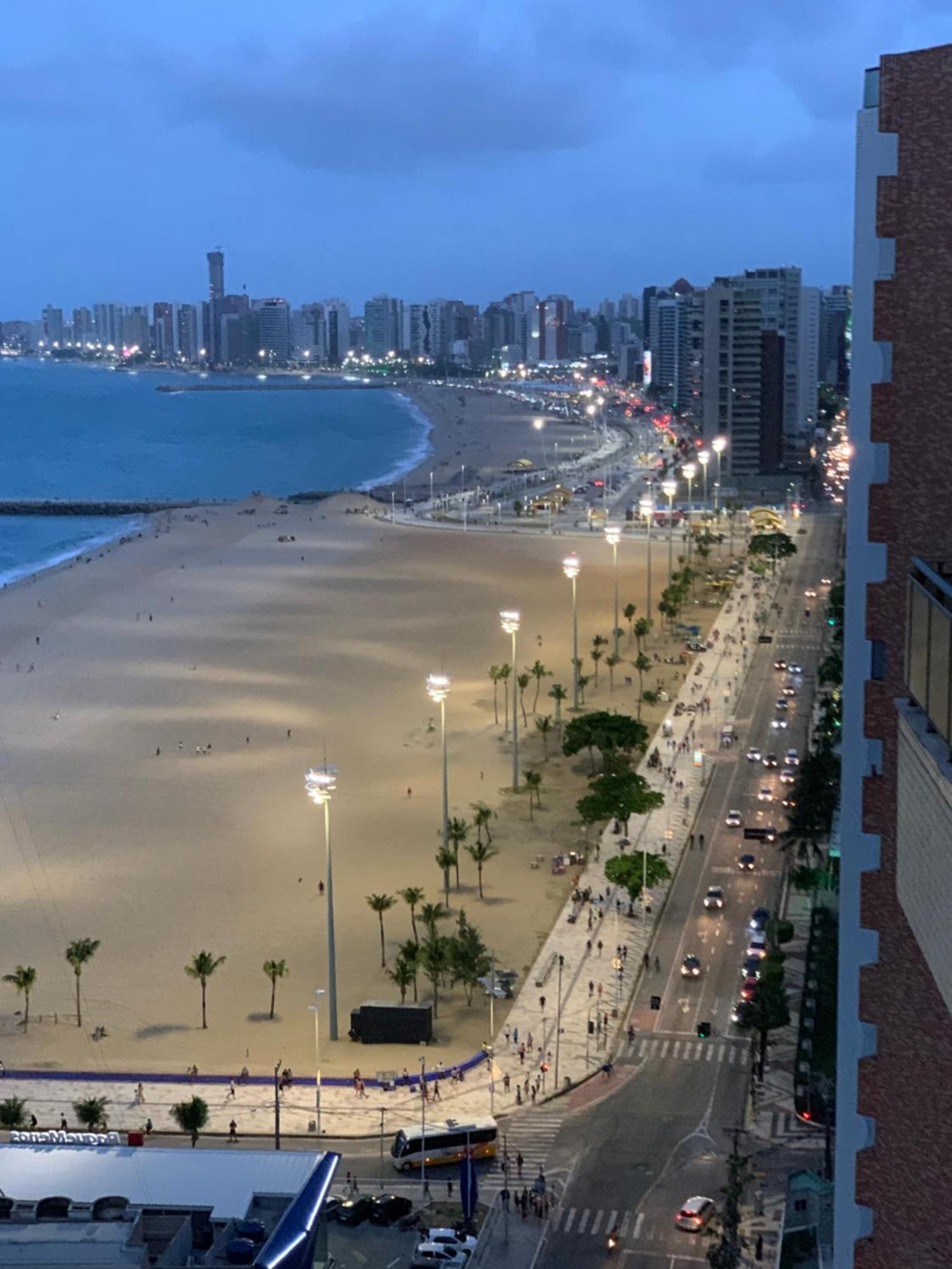 Flat Praia De Iracema Vista Mar Форталеза Экстерьер фото